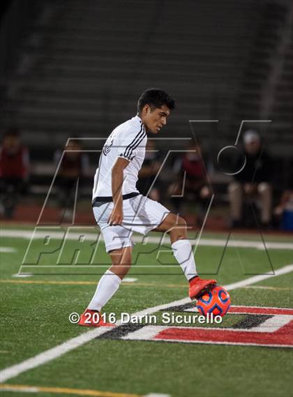 Thumbnail 1 in Kofa vs. Sunnyslope (AIA D2 Semifinal) photogallery.