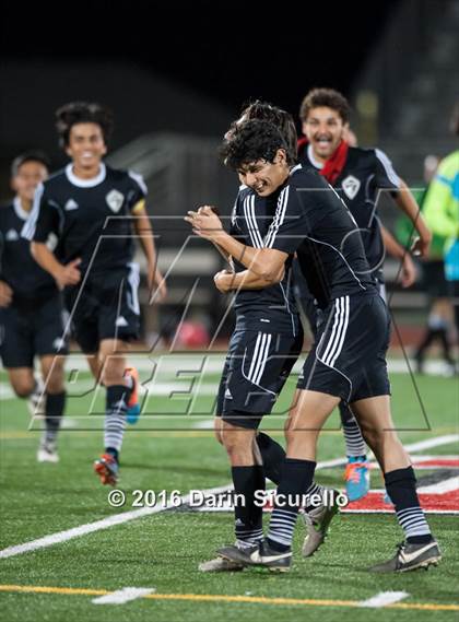 Thumbnail 1 in Kofa vs. Sunnyslope (AIA D2 Semifinal) photogallery.