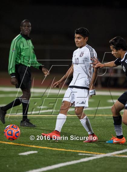 Thumbnail 1 in Kofa vs. Sunnyslope (AIA D2 Semifinal) photogallery.