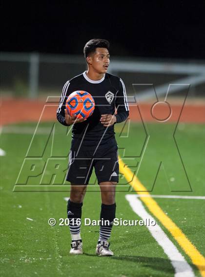 Thumbnail 3 in Kofa vs. Sunnyslope (AIA D2 Semifinal) photogallery.