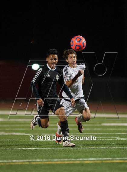 Thumbnail 2 in Kofa vs. Sunnyslope (AIA D2 Semifinal) photogallery.
