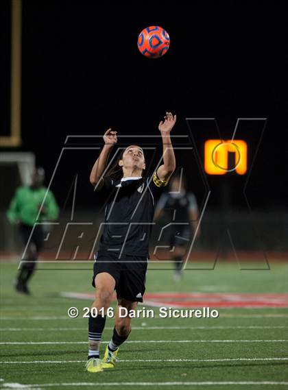 Thumbnail 1 in Kofa vs. Sunnyslope (AIA D2 Semifinal) photogallery.