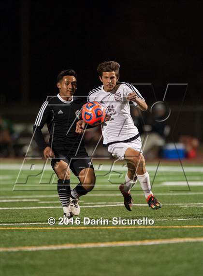 Thumbnail 1 in Kofa vs. Sunnyslope (AIA D2 Semifinal) photogallery.
