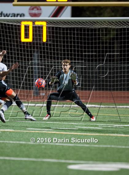 Thumbnail 2 in Kofa vs. Sunnyslope (AIA D2 Semifinal) photogallery.