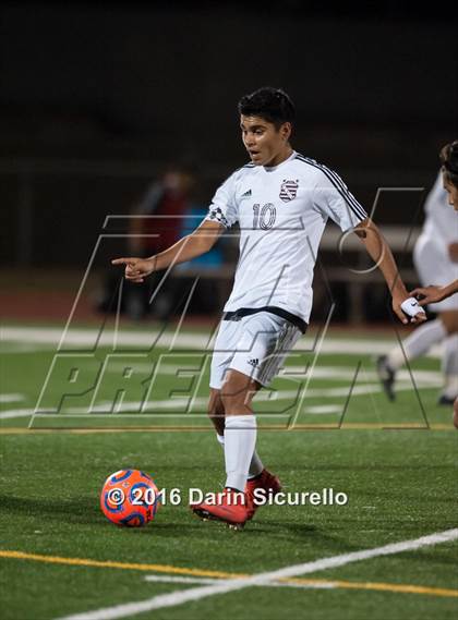 Thumbnail 2 in Kofa vs. Sunnyslope (AIA D2 Semifinal) photogallery.