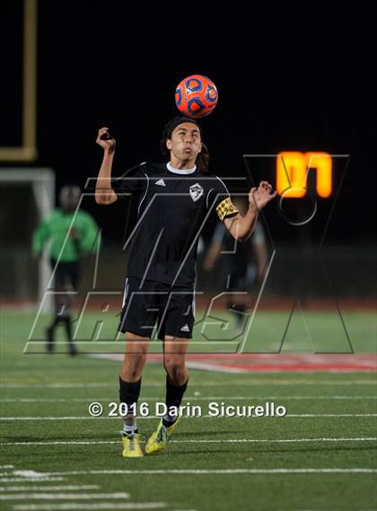 Thumbnail 2 in Kofa vs. Sunnyslope (AIA D2 Semifinal) photogallery.