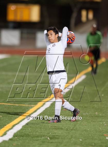 Thumbnail 2 in Kofa vs. Sunnyslope (AIA D2 Semifinal) photogallery.