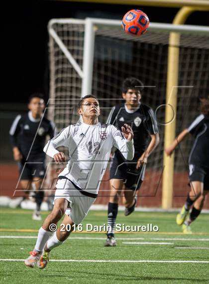 Thumbnail 2 in Kofa vs. Sunnyslope (AIA D2 Semifinal) photogallery.