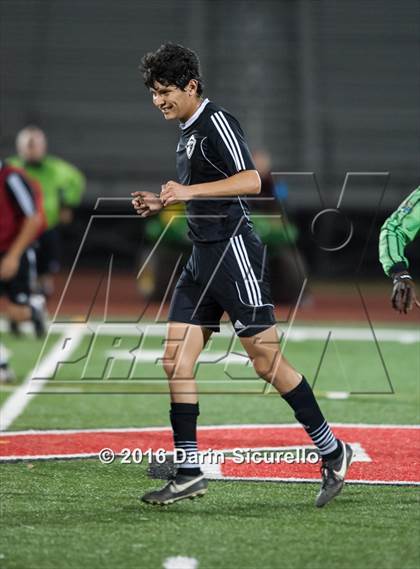 Thumbnail 2 in Kofa vs. Sunnyslope (AIA D2 Semifinal) photogallery.