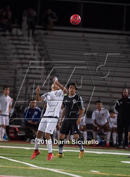 Thumbnail 2 in Kofa vs. Sunnyslope (AIA D2 Semifinal) photogallery.