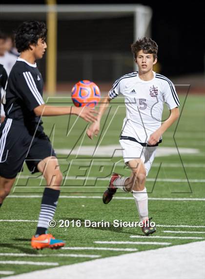 Thumbnail 1 in Kofa vs. Sunnyslope (AIA D2 Semifinal) photogallery.
