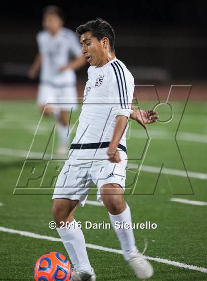 Thumbnail 1 in Kofa vs. Sunnyslope (AIA D2 Semifinal) photogallery.