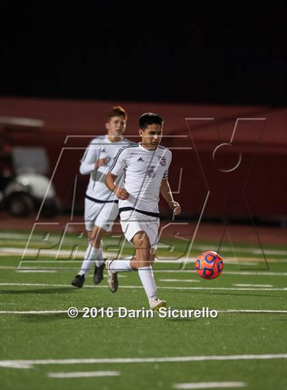 Thumbnail 2 in Kofa vs. Sunnyslope (AIA D2 Semifinal) photogallery.