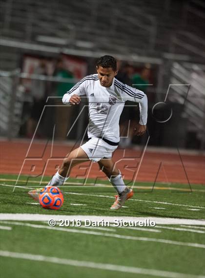 Thumbnail 2 in Kofa vs. Sunnyslope (AIA D2 Semifinal) photogallery.