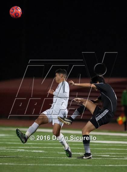 Thumbnail 3 in Kofa vs. Sunnyslope (AIA D2 Semifinal) photogallery.