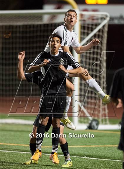 Thumbnail 3 in Kofa vs. Sunnyslope (AIA D2 Semifinal) photogallery.