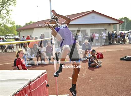 Thumbnail 2 in IHSAA Regional 5 (High Jump)  photogallery.