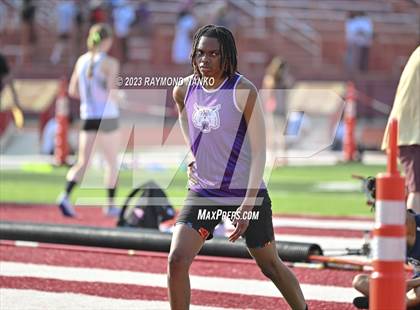 Thumbnail 2 in IHSAA Regional 5 (High Jump)  photogallery.
