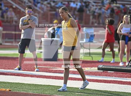 Thumbnail 3 in IHSAA Regional 5 (High Jump)  photogallery.