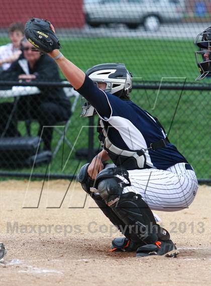 Thumbnail 3 in Shawnee vs Lenape photogallery.