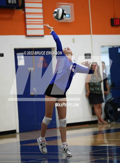 Thumbnail 1 in Del Lago Academy @ Clairemont photogallery.