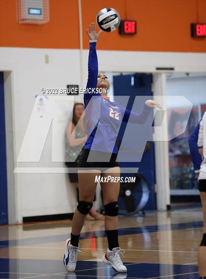 Thumbnail 3 in Del Lago Academy @ Clairemont photogallery.