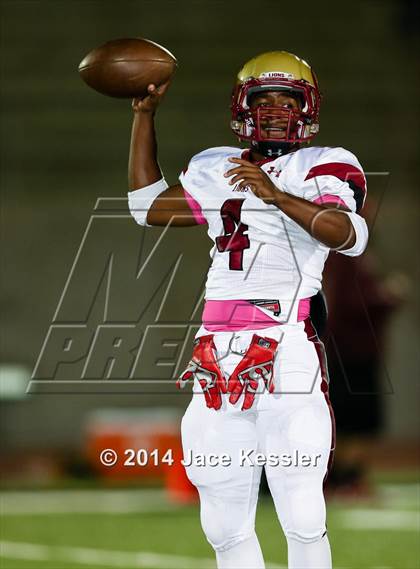 Thumbnail 3 in St. Bonaventure vs. Oaks Christian photogallery.