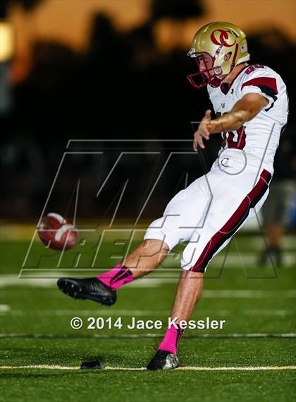 Thumbnail 3 in St. Bonaventure vs. Oaks Christian photogallery.