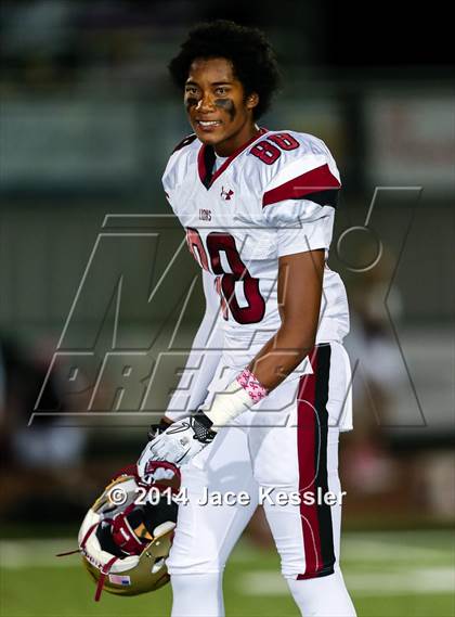 Thumbnail 2 in St. Bonaventure vs. Oaks Christian photogallery.