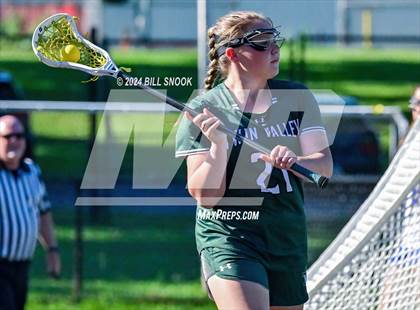 Thumbnail 2 in Chartiers Valley @ Twin Valley (PIAA Class 2A Quarterfinal) photogallery.