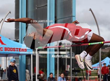Thumbnail 2 in Fighting Knights Relays (Hillsdale HS) photogallery.
