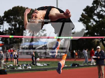 Thumbnail 3 in Fighting Knights Relays (Hillsdale HS) photogallery.