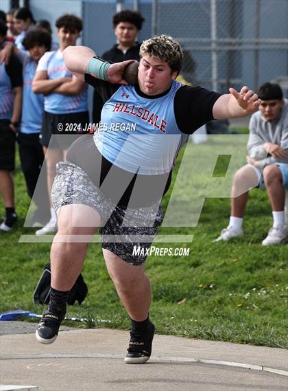 Thumbnail 1 in Fighting Knights Relays (Hillsdale HS) photogallery.