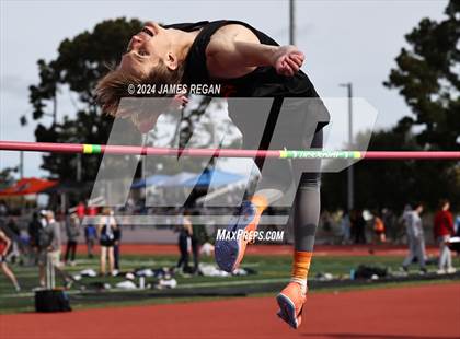 Thumbnail 2 in Fighting Knights Relays (Hillsdale HS) photogallery.