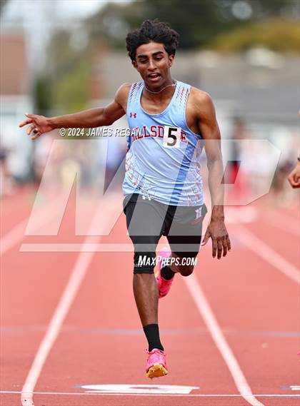 Thumbnail 1 in Fighting Knights Relays (Hillsdale HS) photogallery.