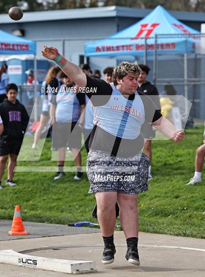 Thumbnail 1 in Fighting Knights Relays (Hillsdale HS) photogallery.
