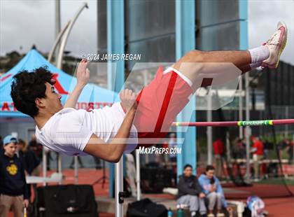 Thumbnail 2 in Fighting Knights Relays (Hillsdale HS) photogallery.