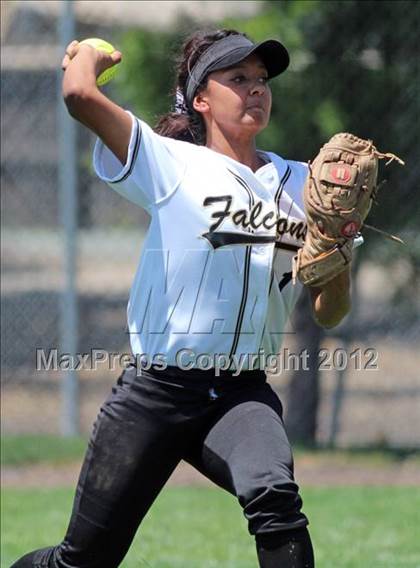 Thumbnail 1 in Elliot Christian vs. Millennium (CIF SJS D7 Final) photogallery.