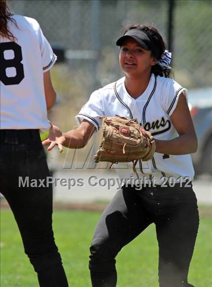 Thumbnail 2 in Elliot Christian vs. Millennium (CIF SJS D7 Final) photogallery.