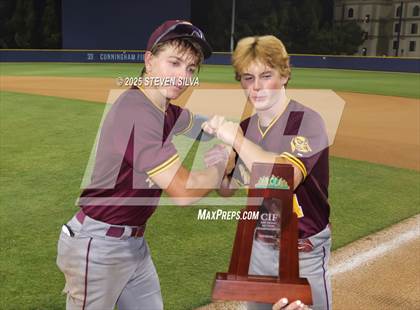 Thumbnail 2 in Point Loma vs. Rancho Bernardo (CIF SDS Division 1 Final) photogallery.