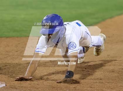 Thumbnail 2 in Point Loma vs. Rancho Bernardo (CIF SDS Division 1 Final) photogallery.