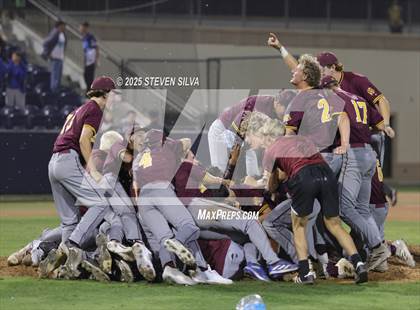 Thumbnail 2 in Point Loma vs. Rancho Bernardo (CIF SDS Division 1 Final) photogallery.