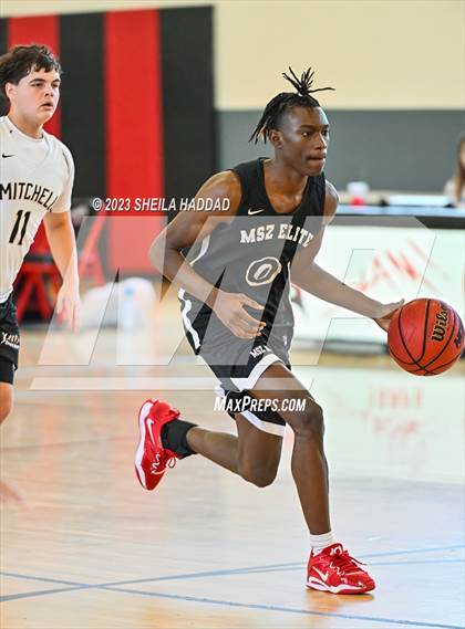 Thumbnail 1 in Excel Christian Academy vs Mitchell. (The Hoop Vibe Fall League) photogallery.