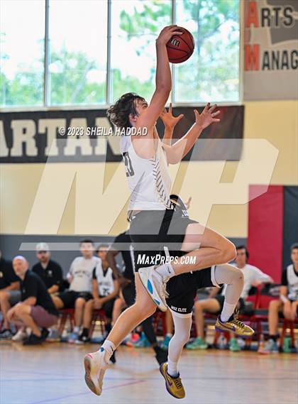 Thumbnail 3 in Excel Christian Academy vs Mitchell. (The Hoop Vibe Fall League) photogallery.