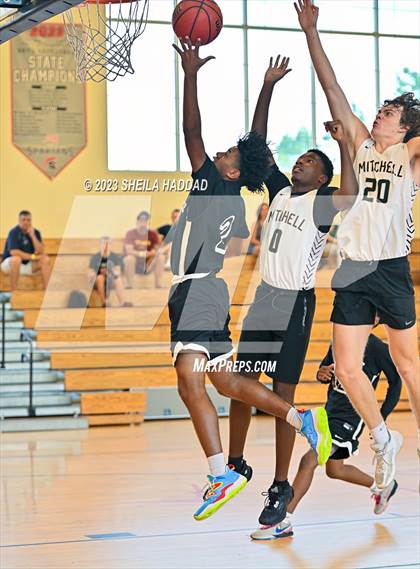 Thumbnail 2 in Excel Christian Academy vs Mitchell. (The Hoop Vibe Fall League) photogallery.