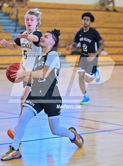 Thumbnail 1 in Excel Christian Academy vs Mitchell. (The Hoop Vibe Fall League) photogallery.