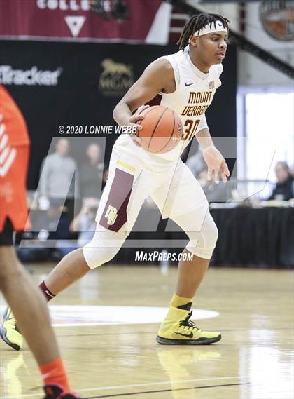 Thumbnail 1 in Whitney Young vs. Mount Vernon (Spalding Hoophall Classic) photogallery.
