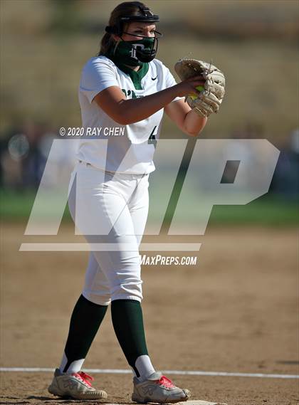 Thumbnail 3 in D'Evelyn vs. Holy Family (CHSAA 4A Semifinal) photogallery.
