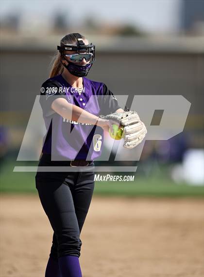 Thumbnail 3 in D'Evelyn vs. Holy Family (CHSAA 4A Semifinal) photogallery.