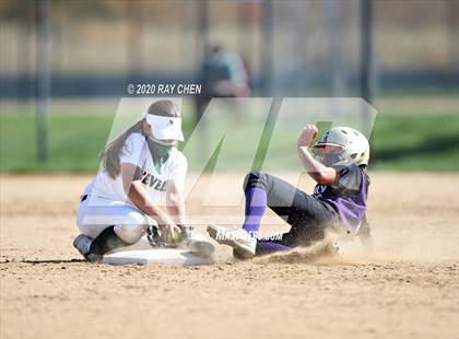 Thumbnail 3 in D'Evelyn vs. Holy Family (CHSAA 4A Semifinal) photogallery.